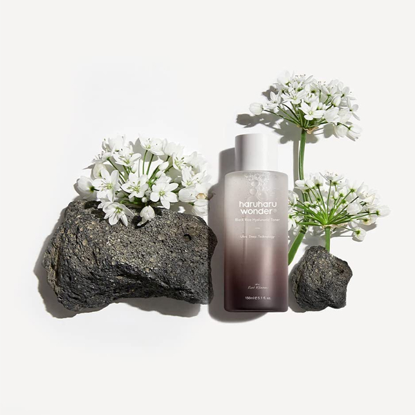HaruHaru WONDER Black Rice Hyaluronic Toner for Sensitive Skin 150ml